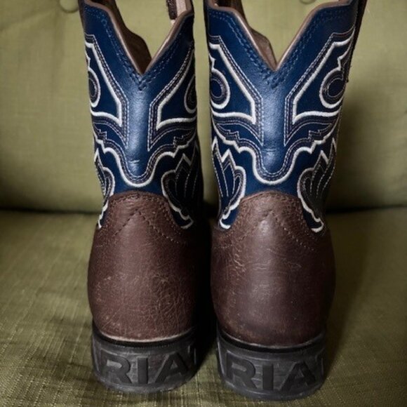 Ariat Youth Western Boots w Wiggle Room Soles - Picture 3 of 12